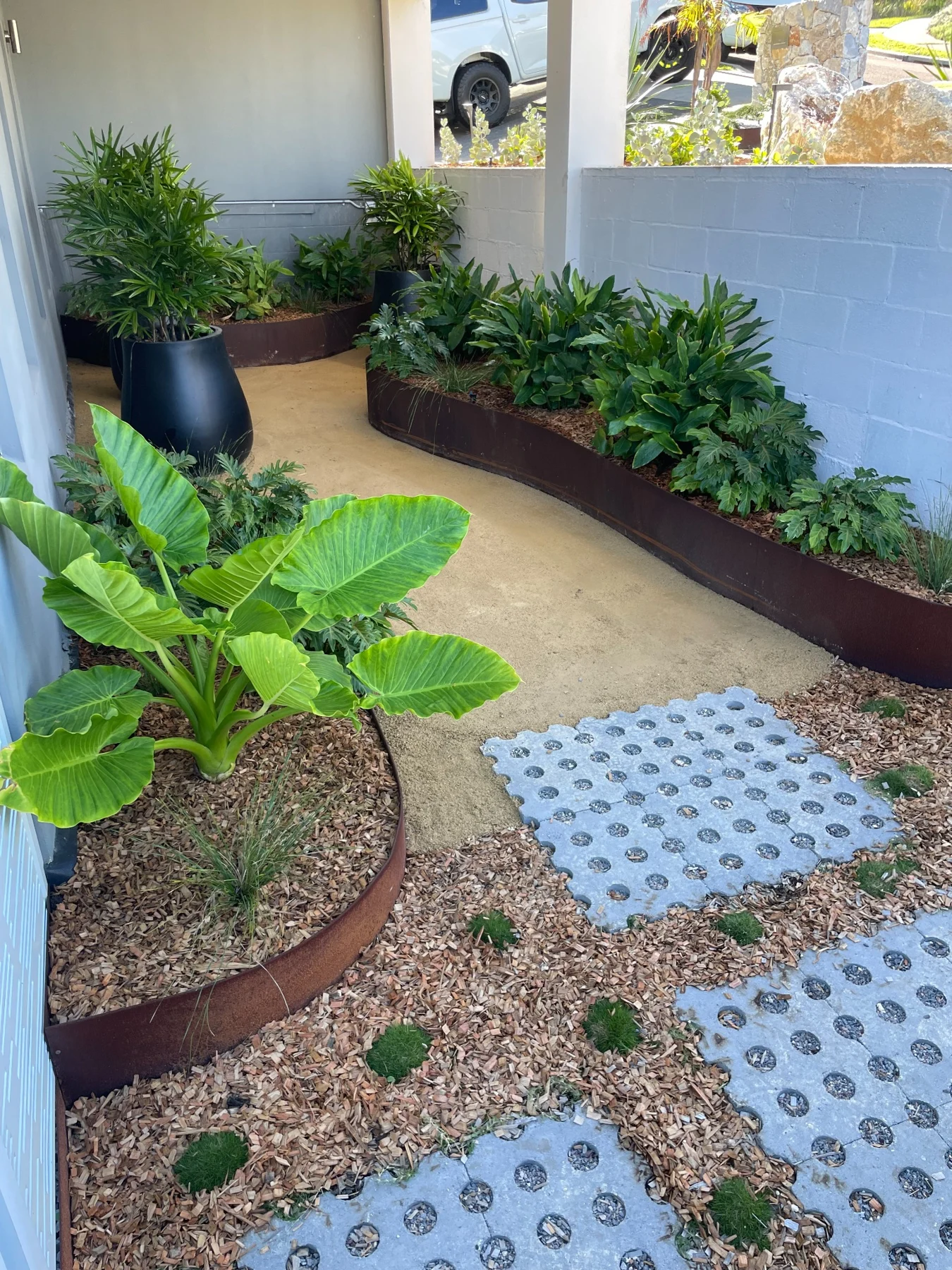 Steel gardens & Corten edging
